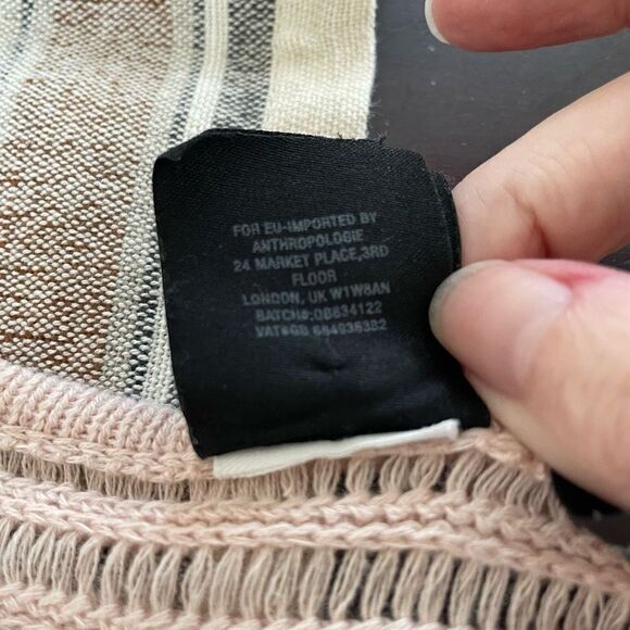 Anthropologie Akemi Kin Blush Pink Fringe Sweater XS - Picture 8 of 9